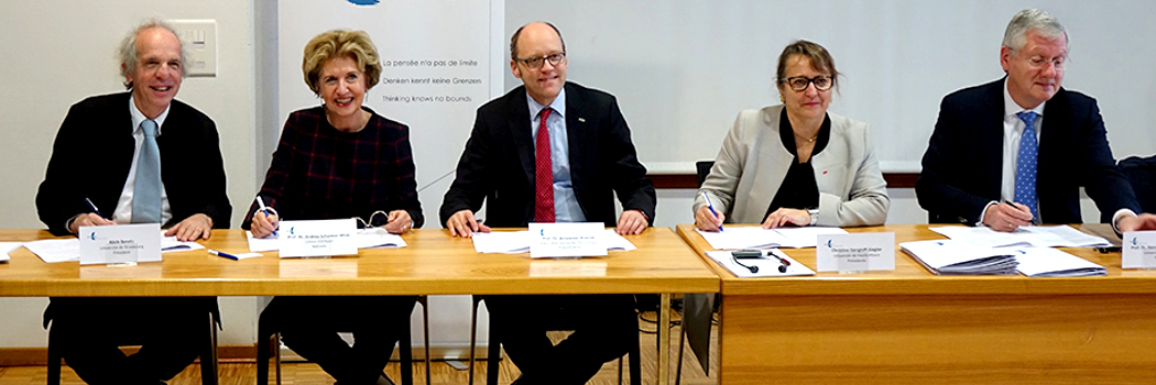 Signature de l'accord par les présidents des universités d'Eucor